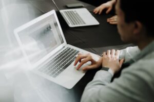 オンライン登壇が難しい本当の理由と成功の前提設計